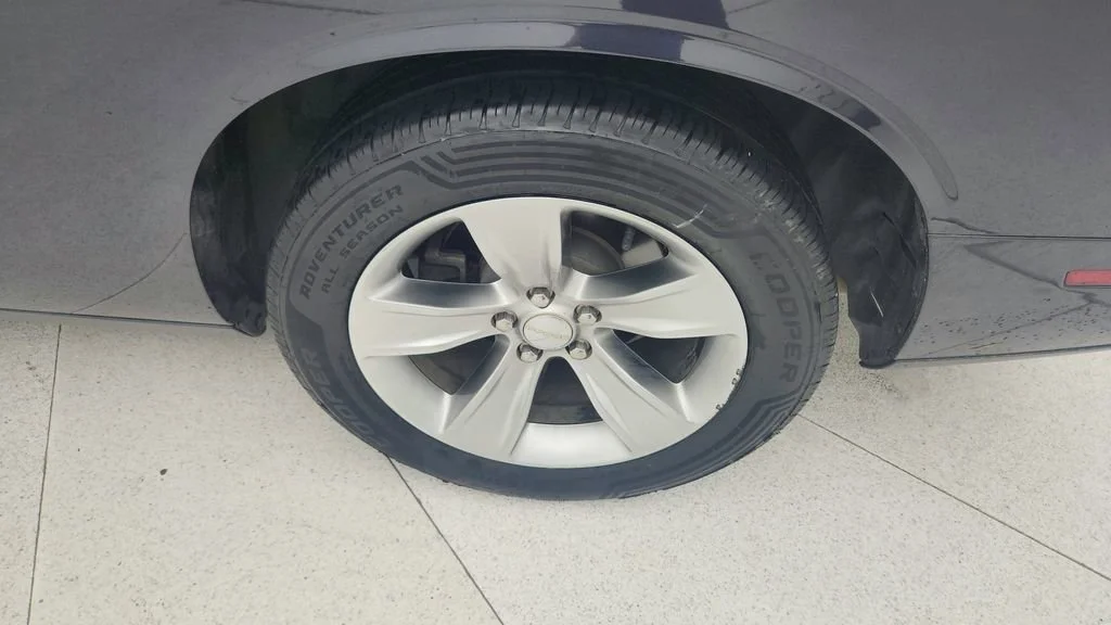 Used 2019 Gray Dodge SXT image 24