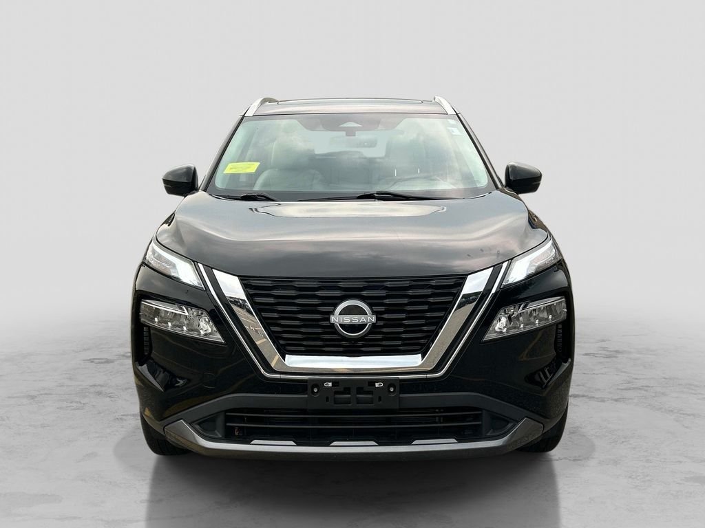 Used 2023 Black Nissan SL image 8