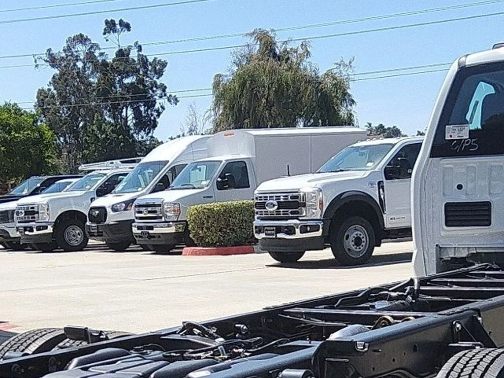New 2026 Oxford White Ford XL image 22