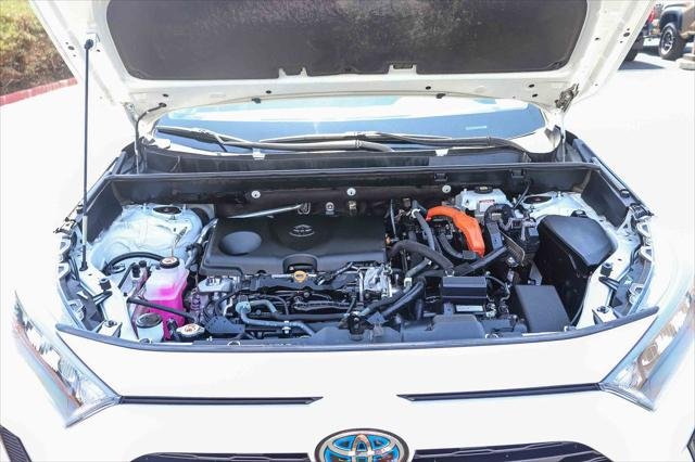 Certified Used 2020 ICE CAP Toyota  image 33