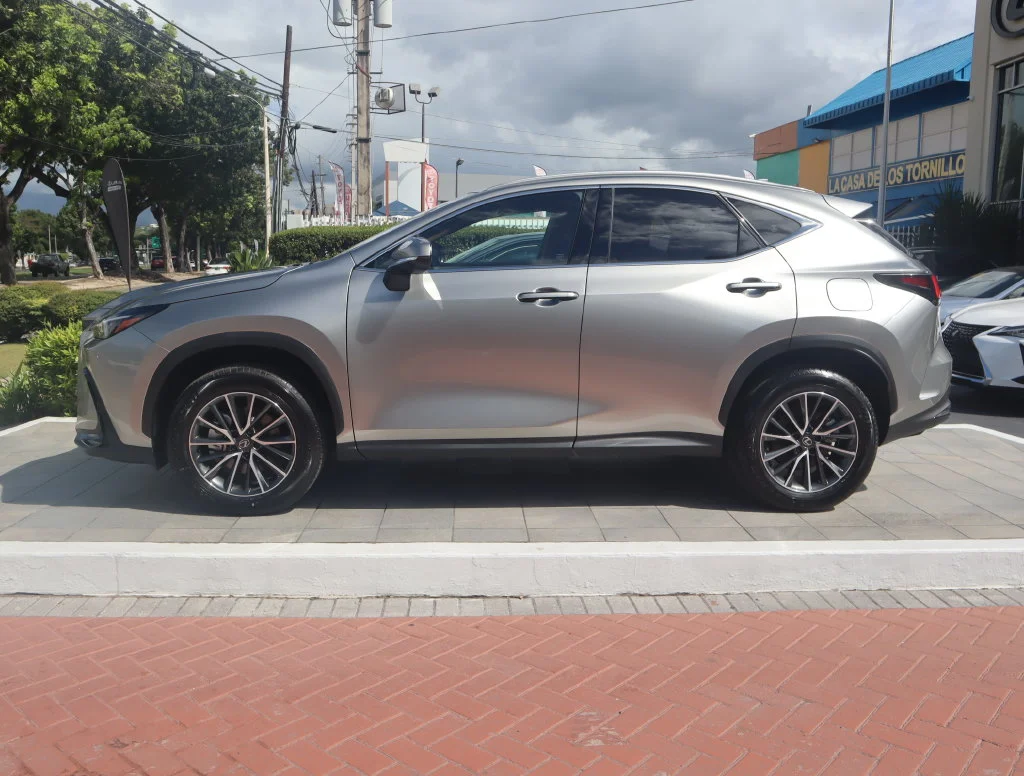 New 2026  Lexus 350h Base image 8