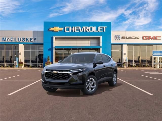 2026 Chevrolet Trax LS - Photo 8