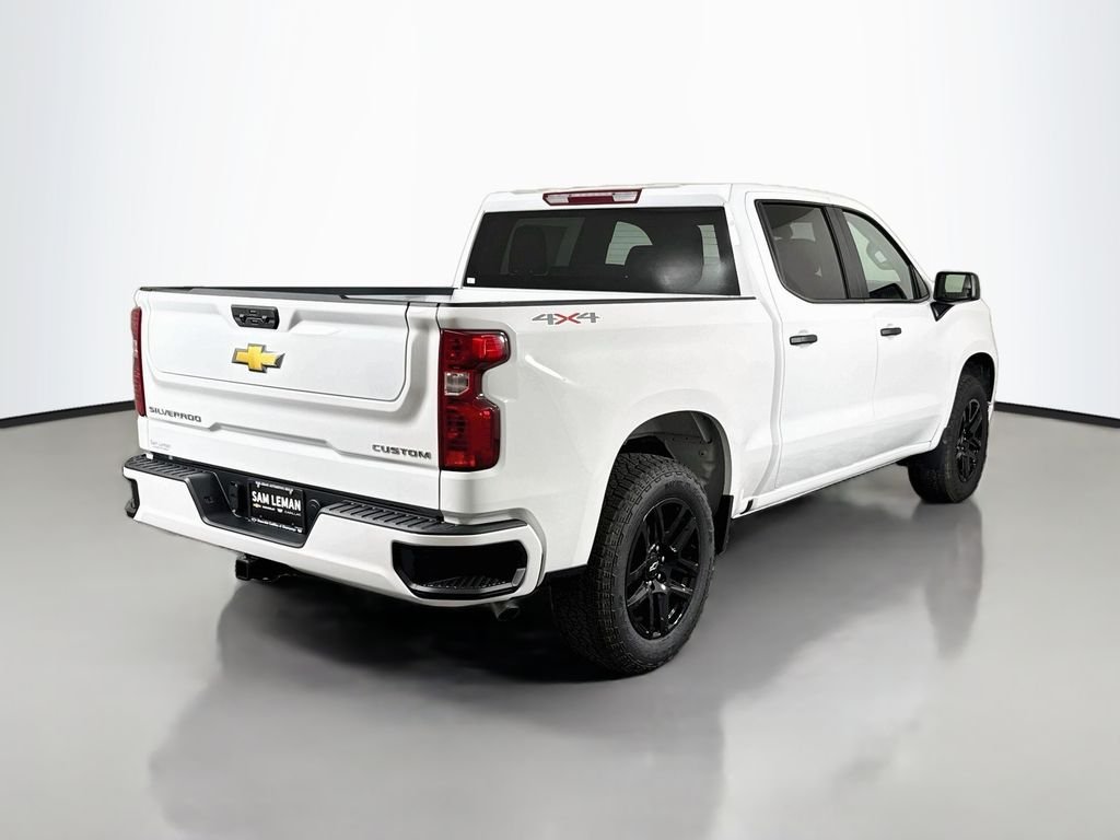 New 2026 Summit White Chevrolet Custom image 7