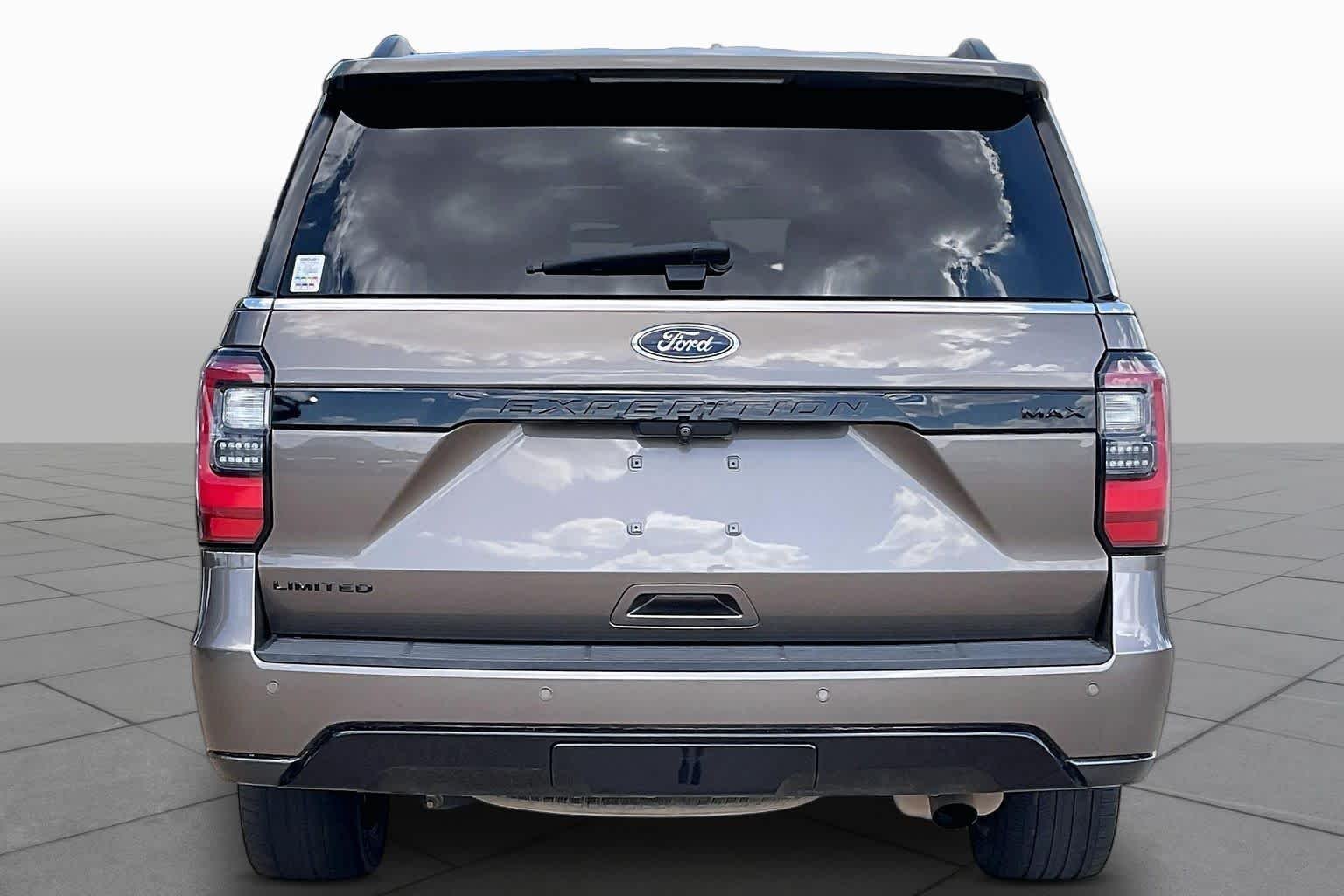 Used 2019 Stone Gray Ford Limited image 6