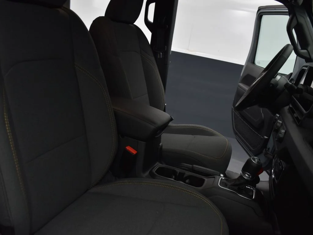 New 2026 Anvil Clearcoat Jeep Sport S image 24