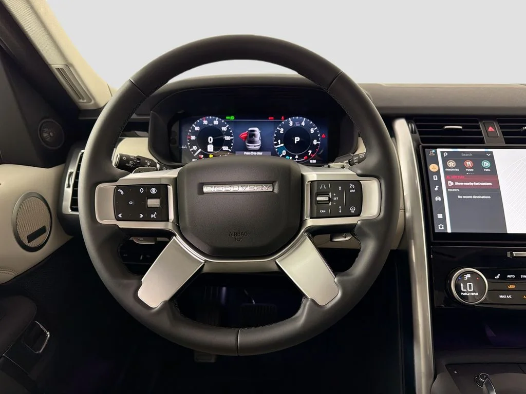 New 2026 Fuji White Land Rover S image 24