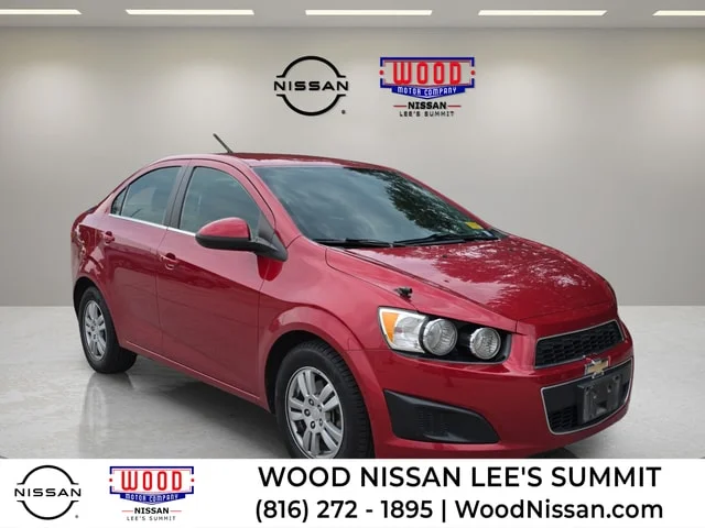 Used 2015 Crystal Red Tintcoat Chevrolet LT image 1