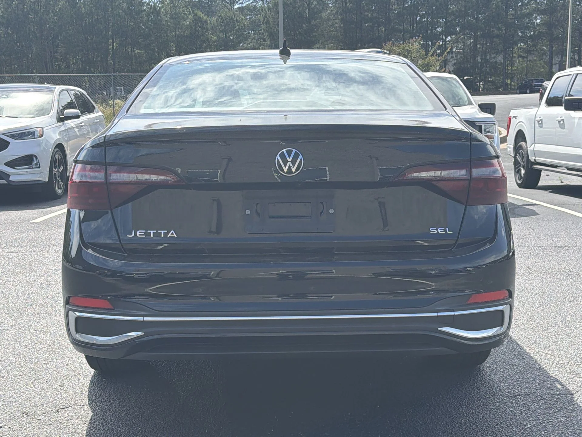 Used 2024 Deep Black Pearl Effect Volkswagen 1.5T SEL image 4