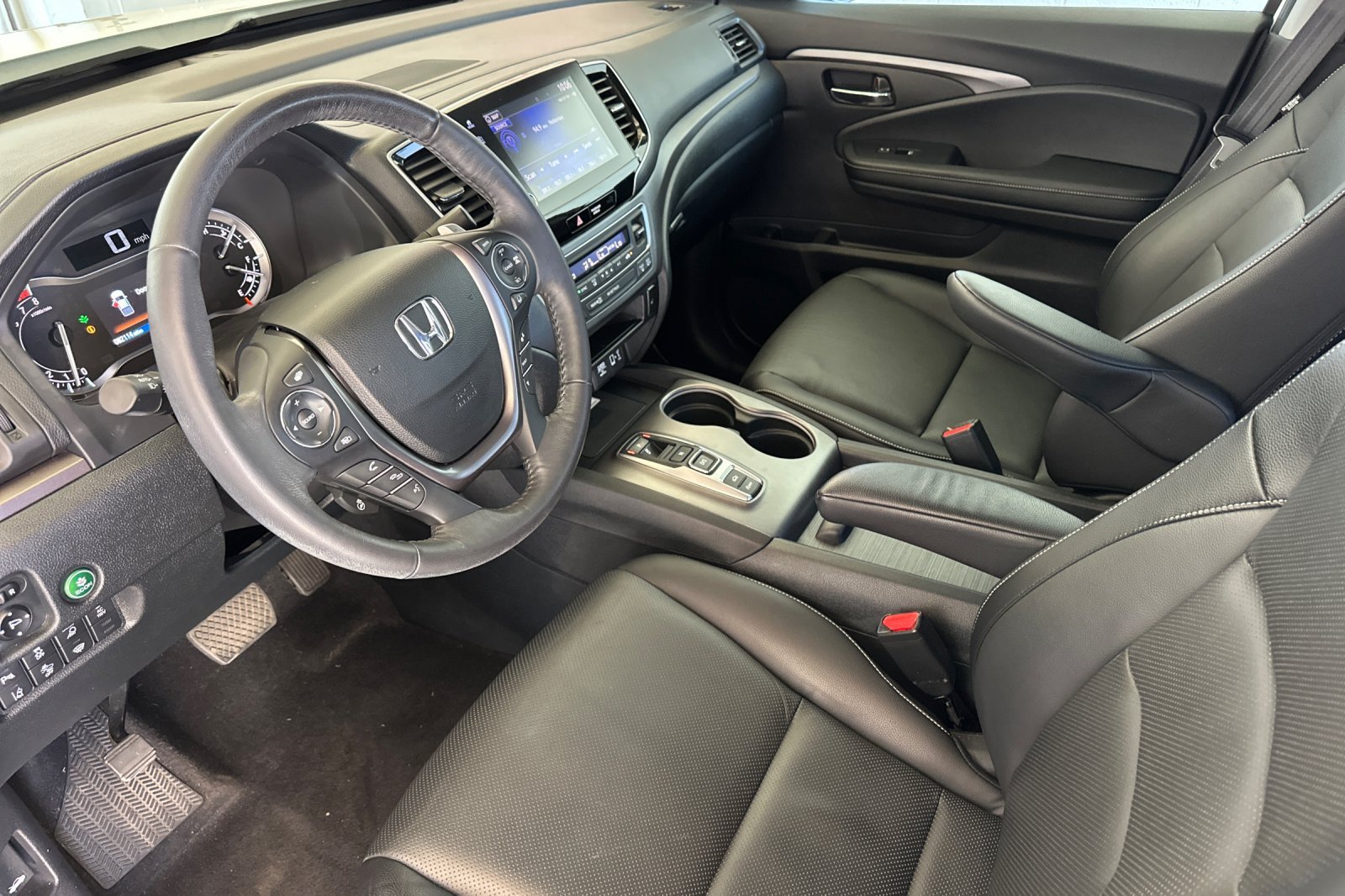Used 2023 White Honda RTL-E image 10