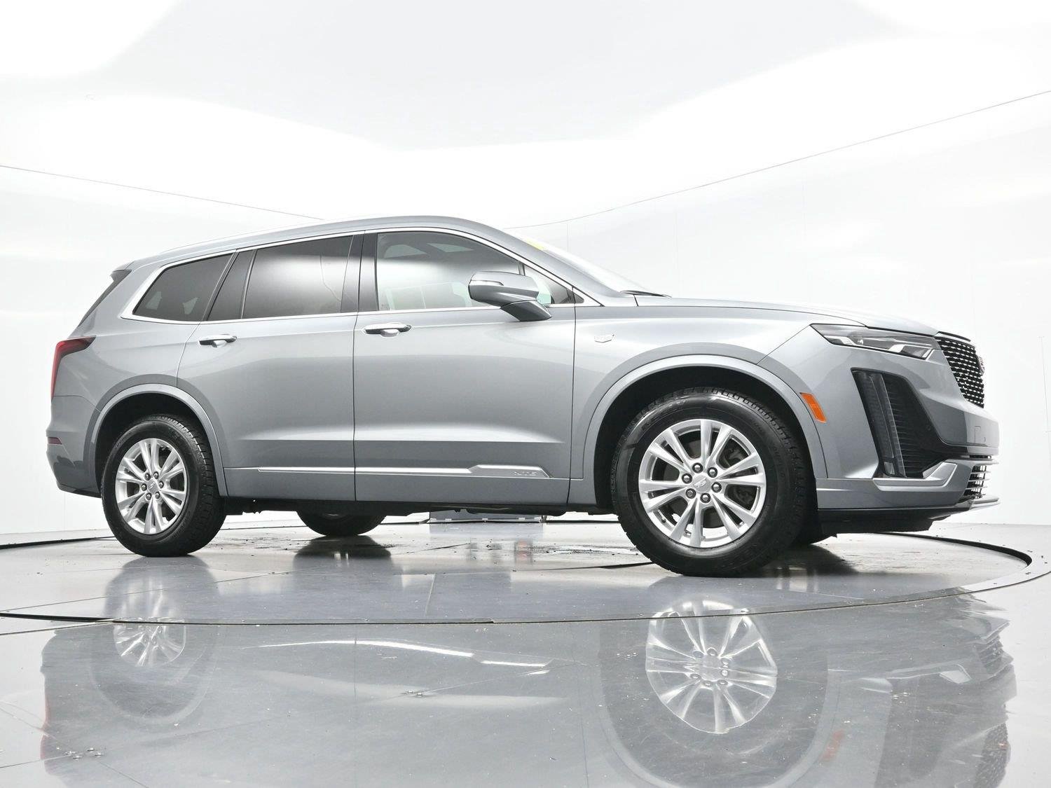 Used 2024 Argent Silver Metallic Cadillac Luxury image 50