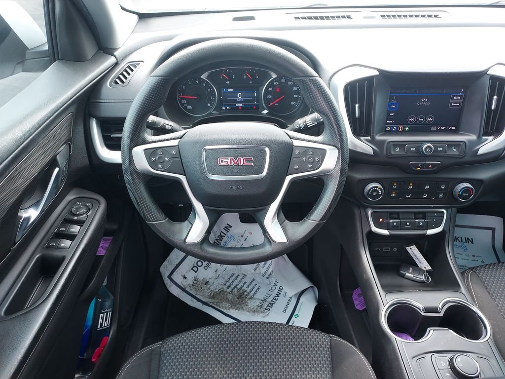 Used 2024 White GMC SLE image 16
