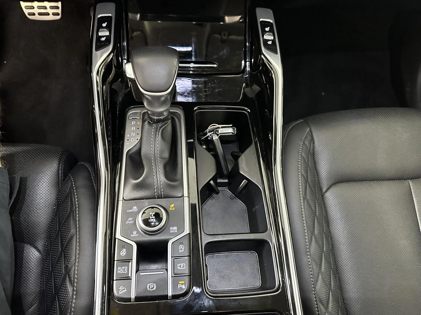 Used 2023 Ebony Black Kia X-Line SX Prestige image 19