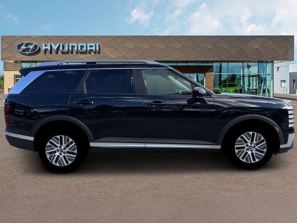 New 2026 Black Hyundai SEL Premium image 9