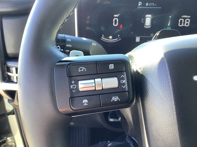 Certified Used 2025 Shimmering Silver Hyundai SEL image 27
