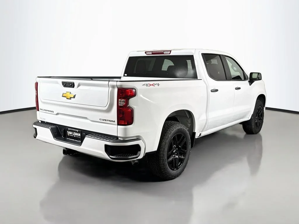 New 2026 White Chevrolet Custom image 7