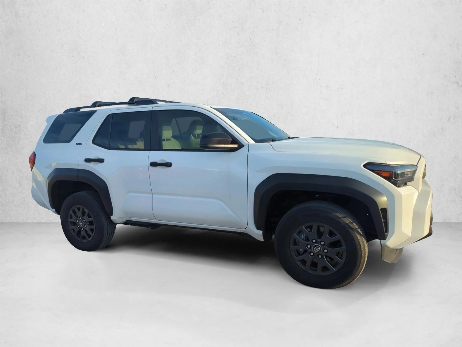 Used 2025 Ice Cap Toyota SR5 image 4