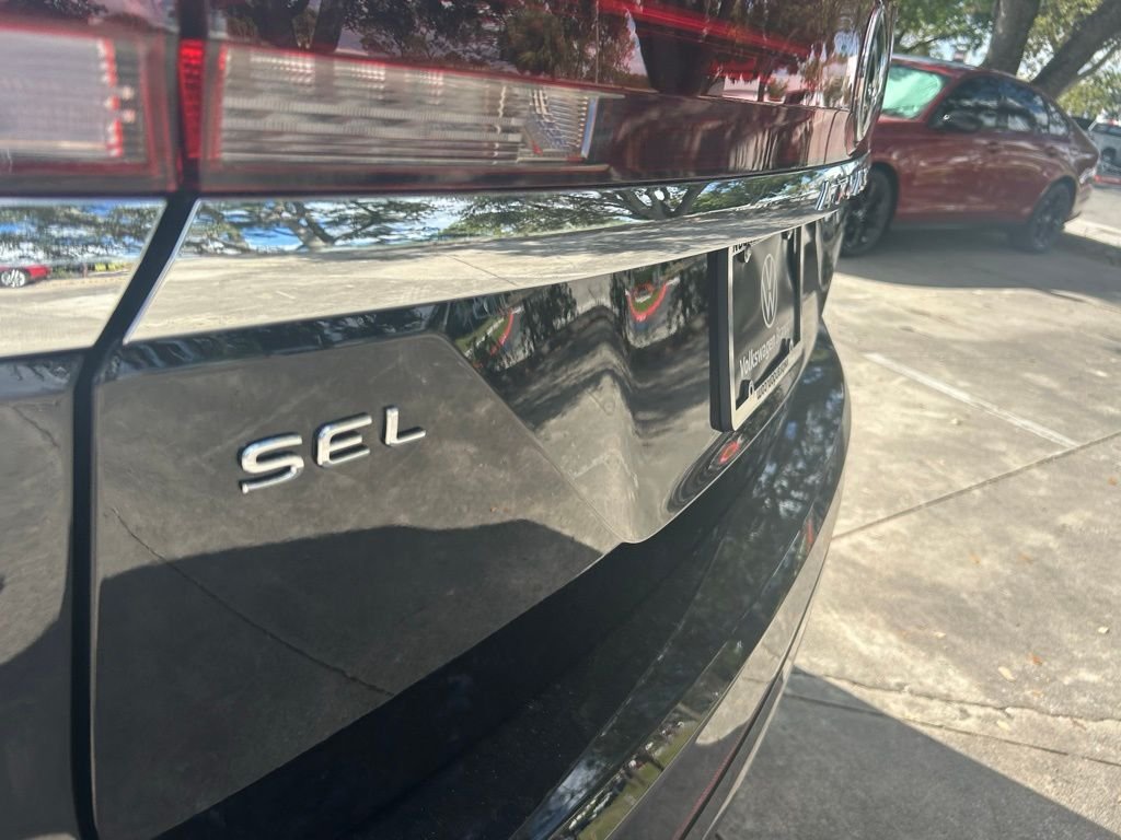 New 2026 Black Volkswagen 2.0T SEL Premium R-Line image 26