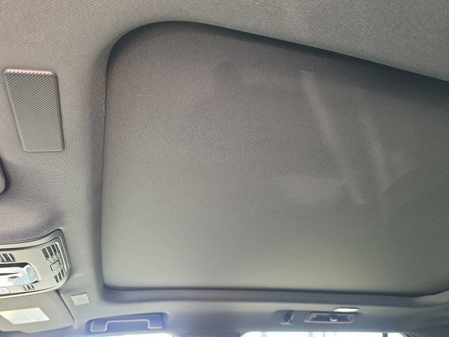 2026 Chevrolet Suburban Premier - Photo 32