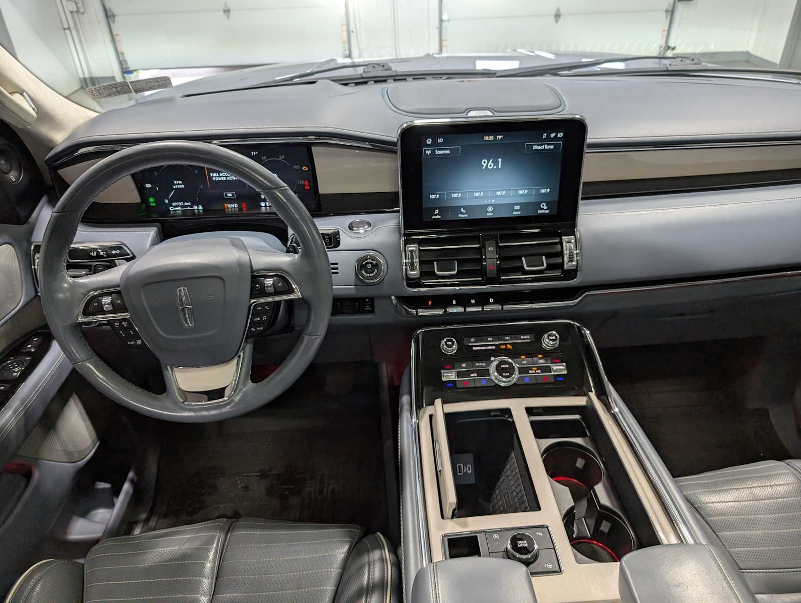 Used 2021 Chroma Crystal Blue Lincoln Black Label image 19