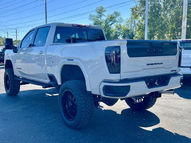 2026 GMC Sierra 2500HD AT4 - Photo 7