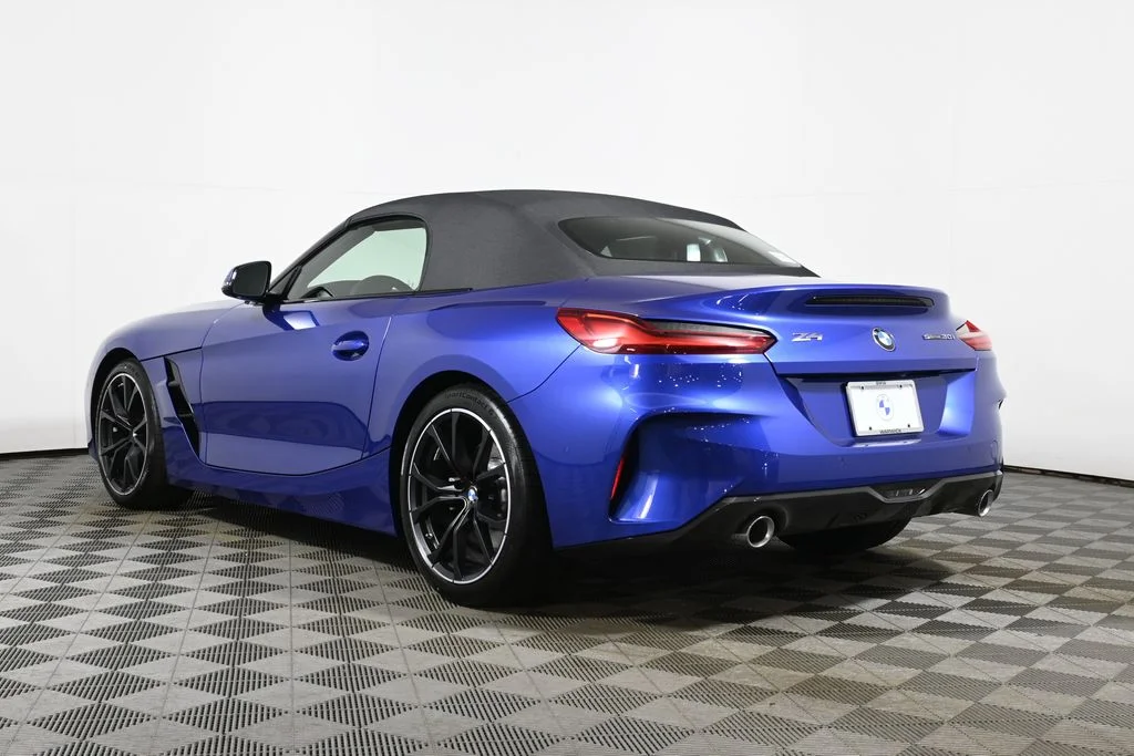 New 2026 Blue BMW sDrive30i image 5