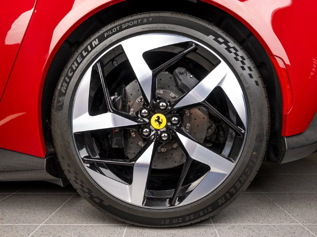 Used 2025 Rosso Mugello Ferrari Base image 45