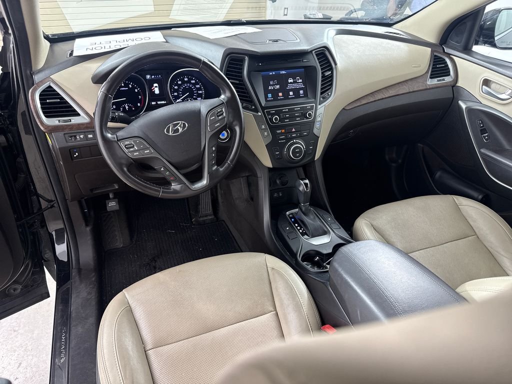 Used 2018 Black Hyundai 2.4 Base image 23