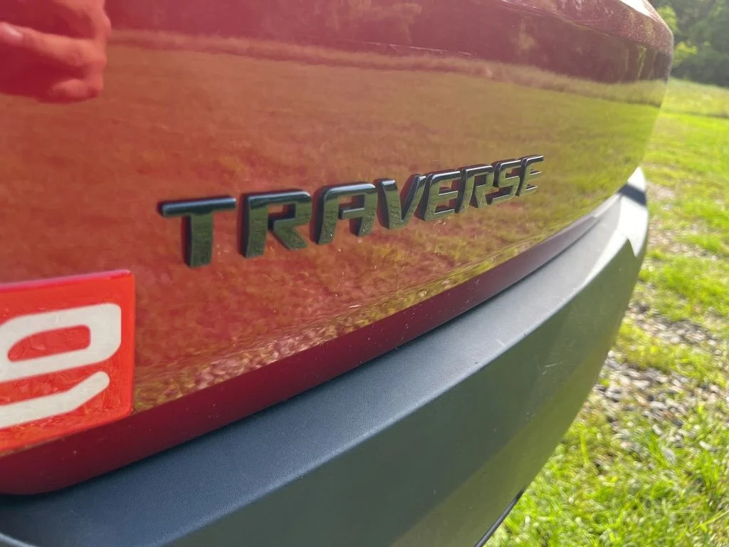 Used 2023 Red Chevrolet RS image 40
