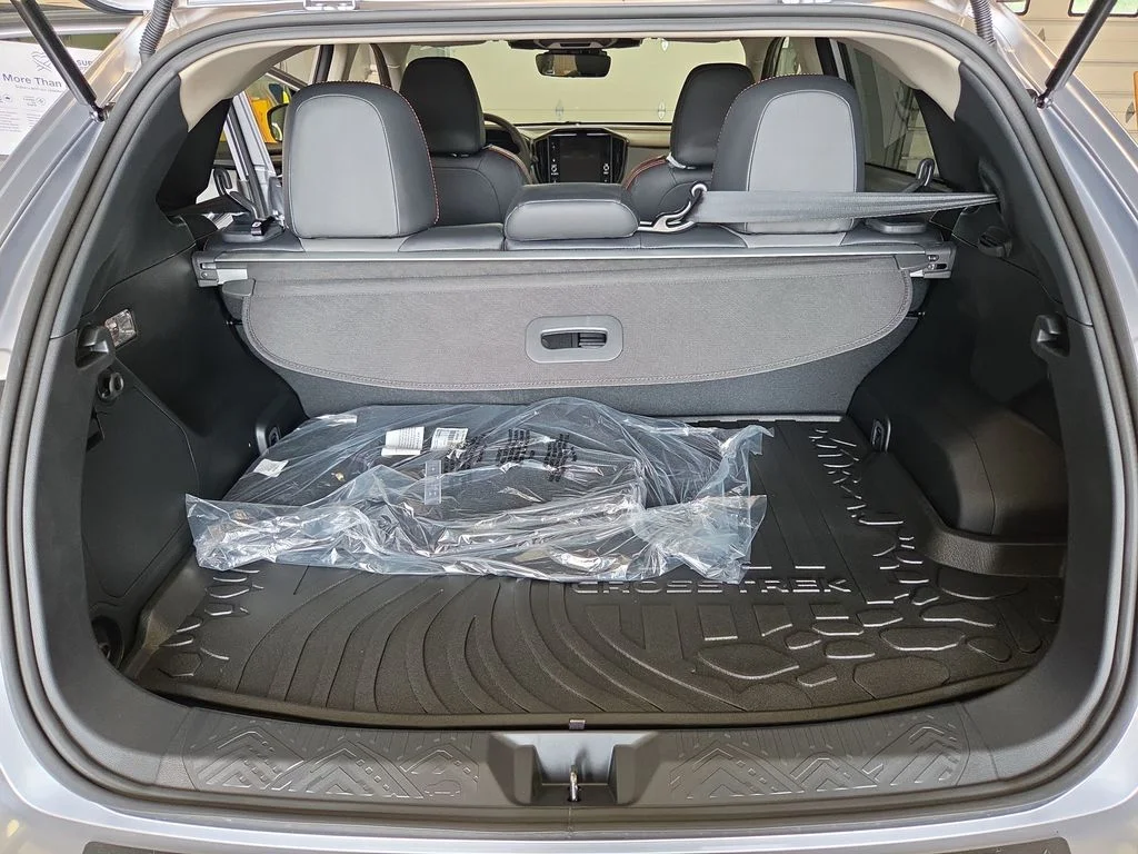 New 2026 ICE SILVER METALLIC Subaru Limited Hybrid image 17