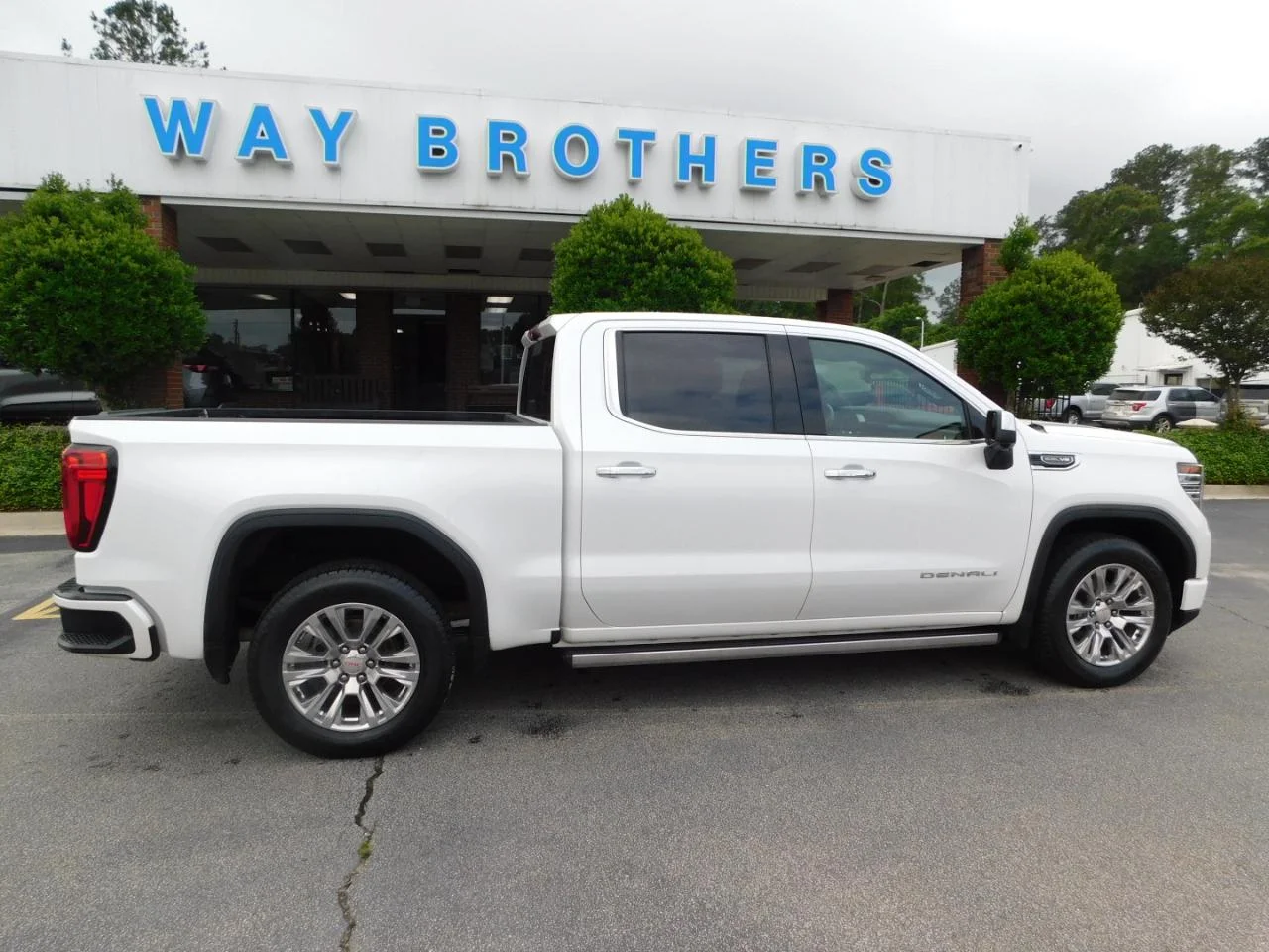 2022 GMC Sierra 2WD Crew Cab Short Box Denali's photo