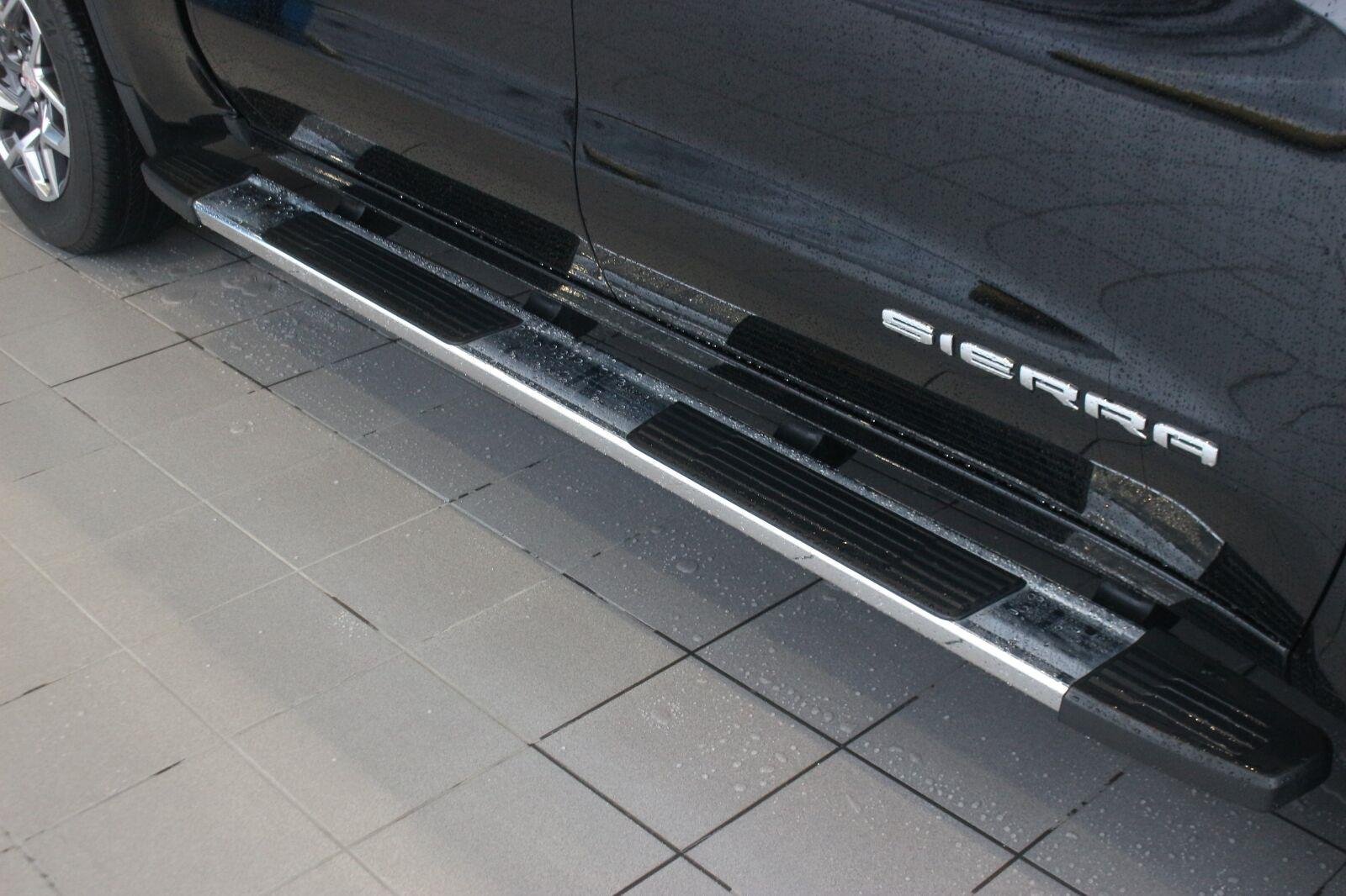 Used 2026 Onyx Black GMC SLT image 8
