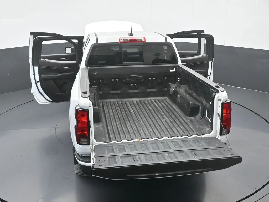 Used 2023 Summit White Chevrolet LT image 61