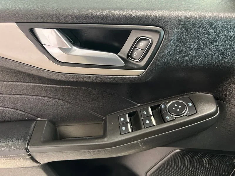 Used 2021 Gray Ford SEL image 20
