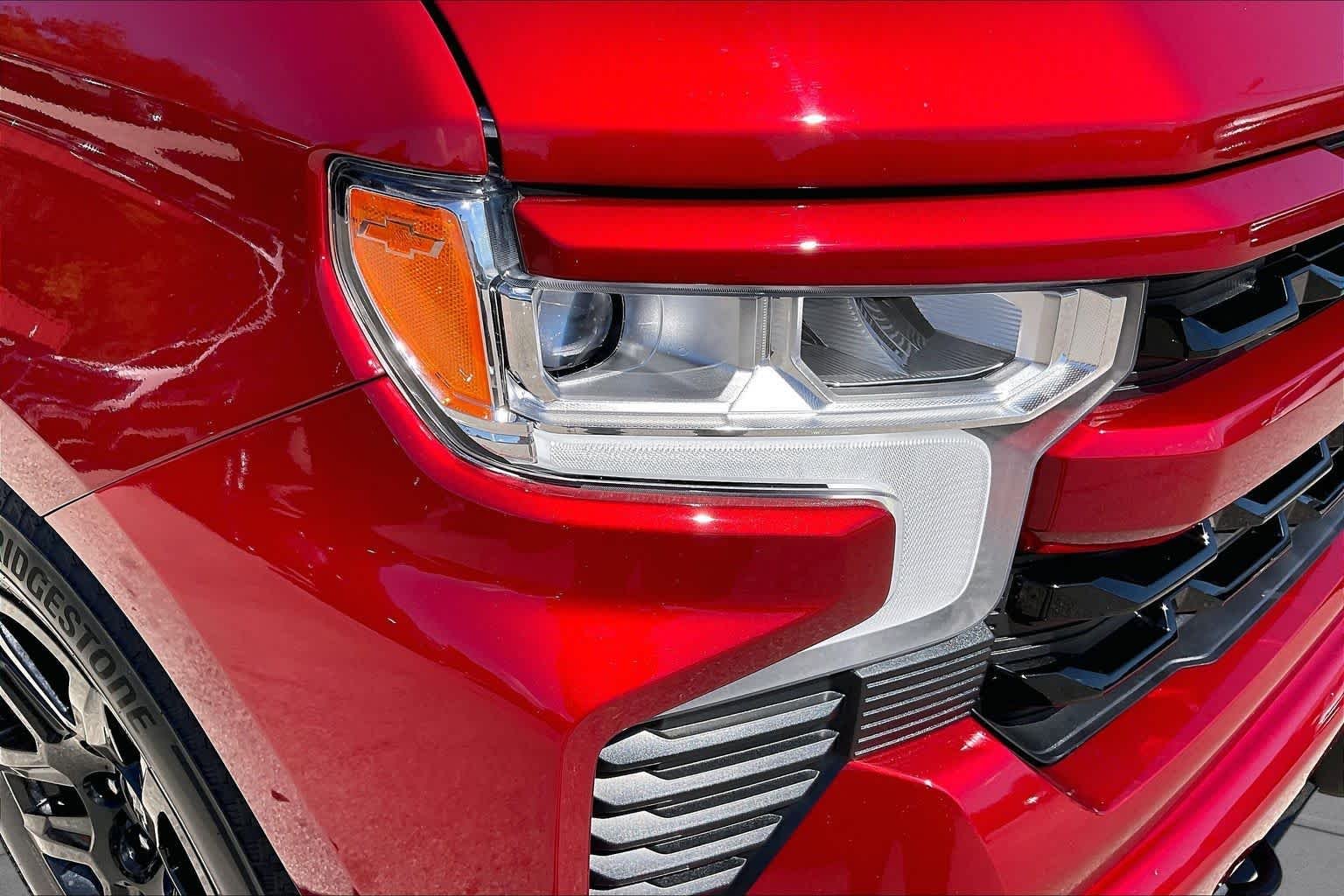 Used 2025 Radiant Red Tintcoat Chevrolet RST image 27