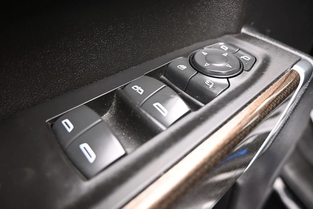 Used 2021 Black Chevrolet LT image 11