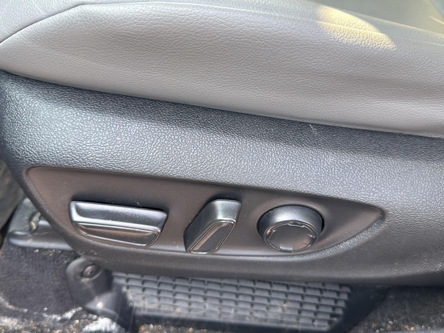 Used 2023 Midnight Black Metallic Toyota XLE image 7