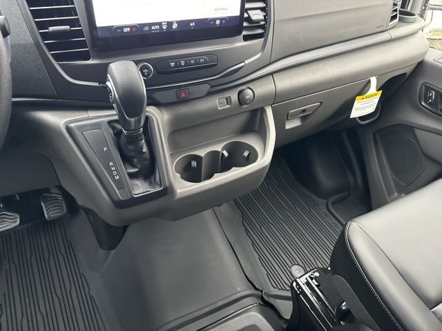 New 2026 Oxford White Ford Base image 60