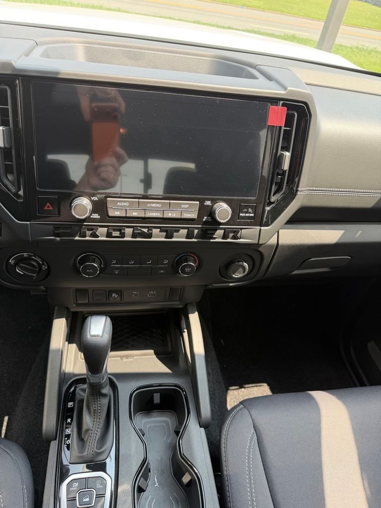 2026 Nissan Frontier SV - Photo 11