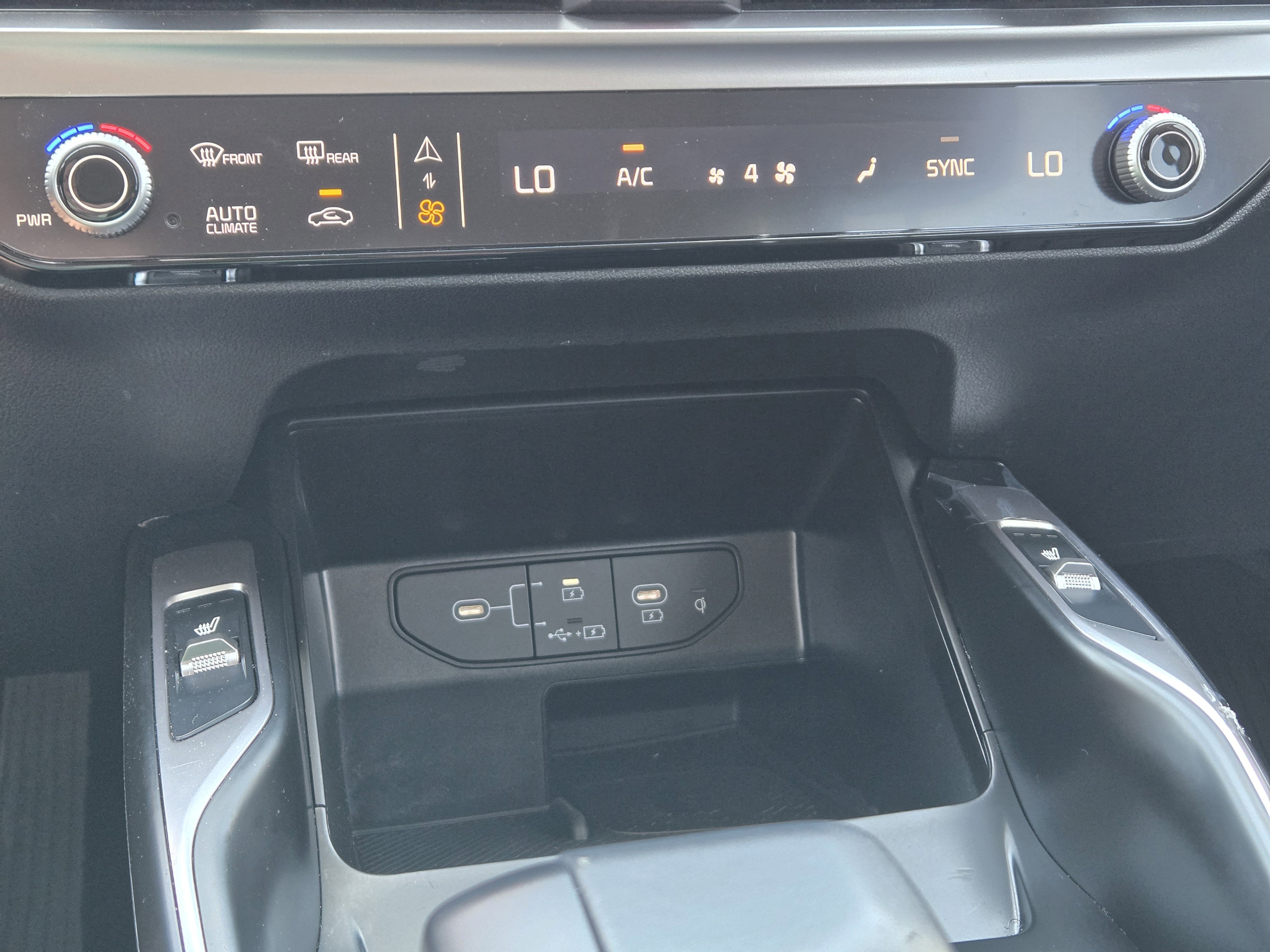 Used 2025 Gray Kia S image 29
