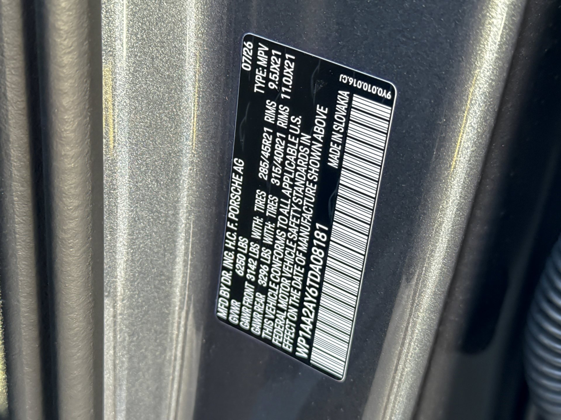 New 2026 Vanadium Grey Metallic Porsche Cayenne (AWD) image 31