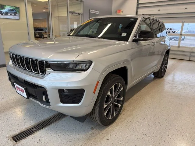2022 Jeep Grand Cherokee Overland - Photo 6