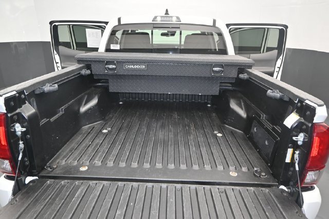 Used 2023 Ice Cap Toyota SR5 image 15