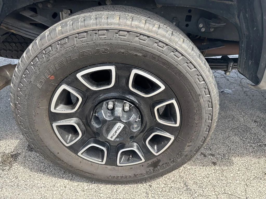 Used 2025 Gray Ford Platinum image 49