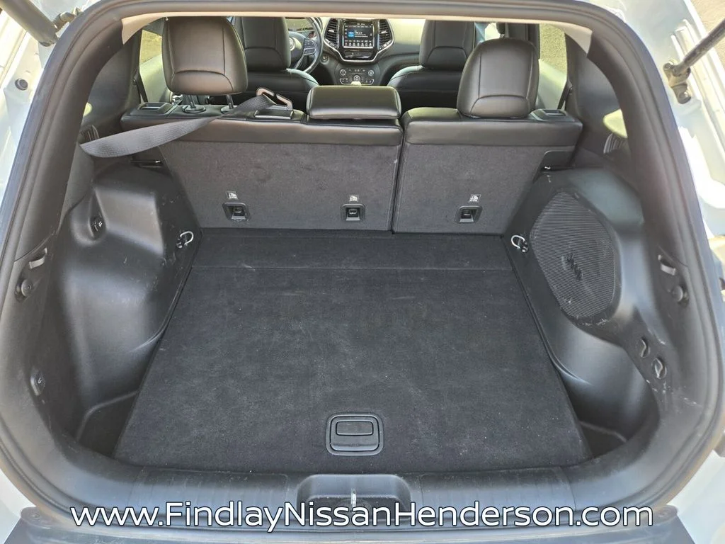 Used 2019 White Jeep Limited image 13
