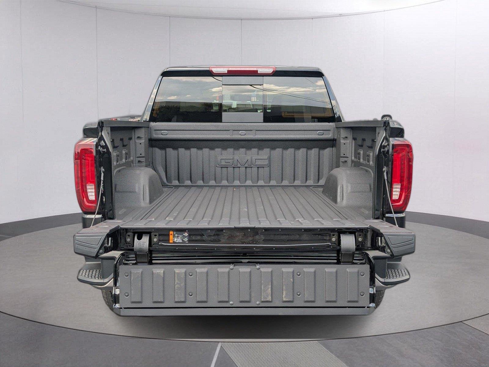 New 2026 Onyx Black GMC SLT image 6