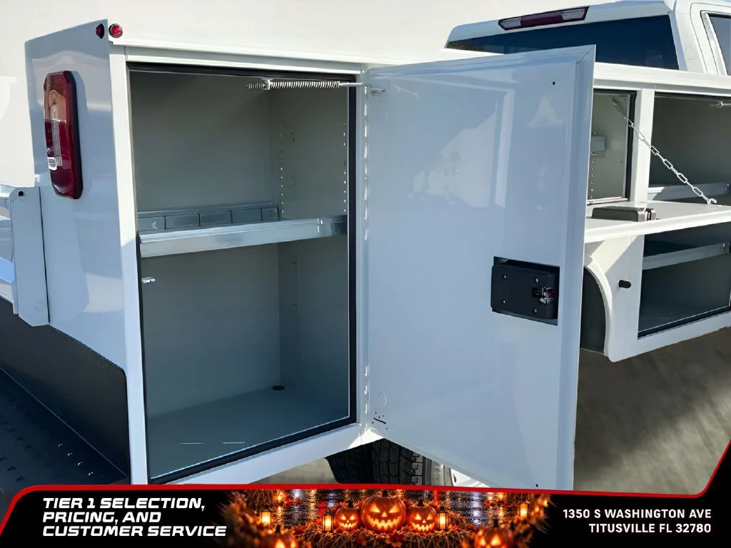 New 2026 Summit White GMC Pro image 39