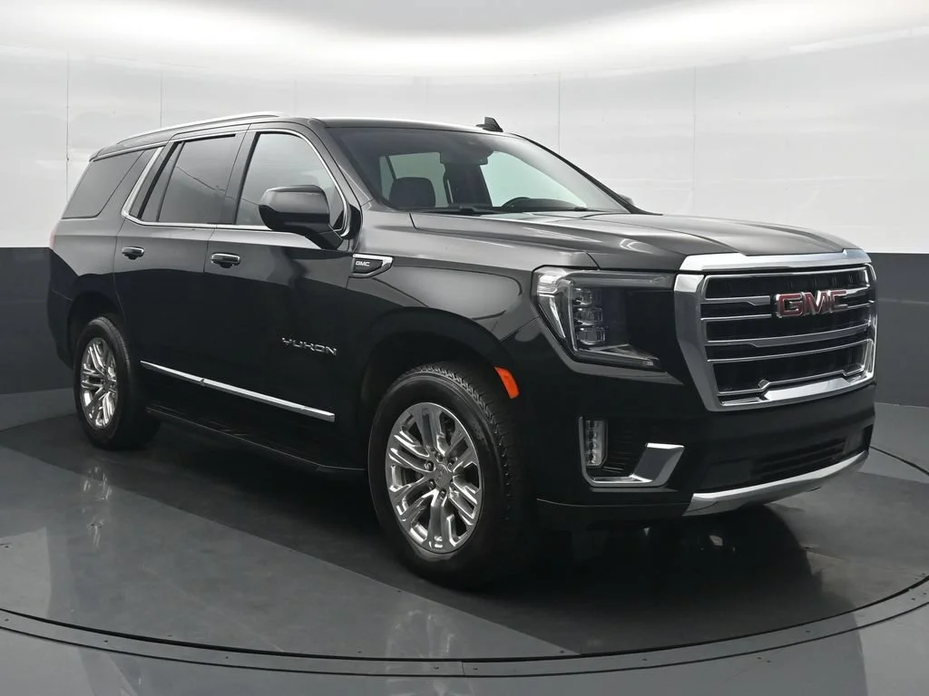 Used 2024 Black GMC SLT image 9