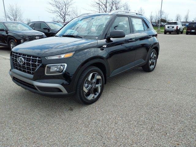New 2026 Onyx Black Hyundai SEL image 2