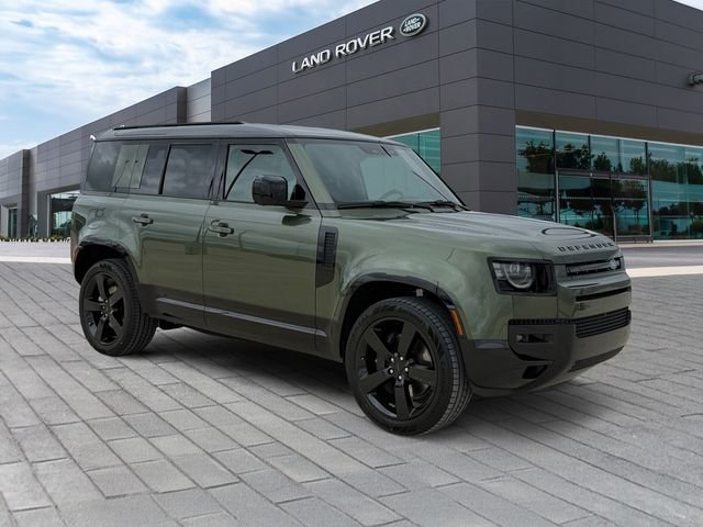 New 2026 Woolstone Green Land Rover X-Dynamic SE image 7