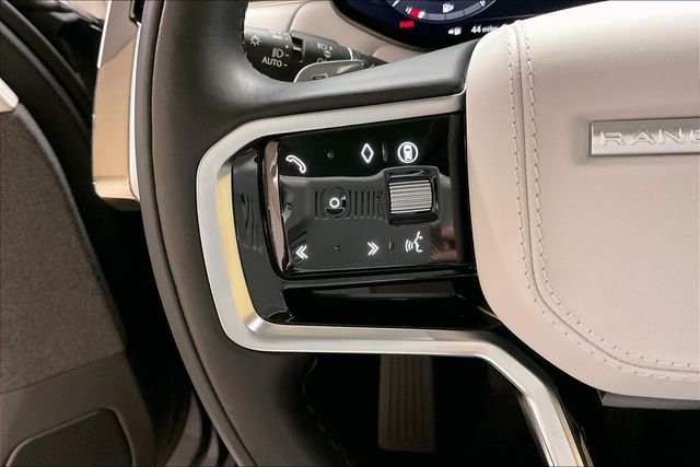 Used 2024 Gray Land Rover SE image 18